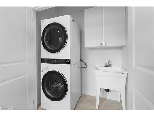 3299 Snider Rd Road, Port Colborne, ON - Indoor Photo Showing Laundry Room
