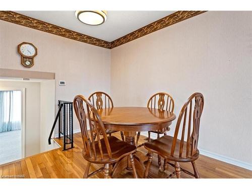 111 Tupper Drive, Thorold, ON - Indoor Photo Showing Dining Room