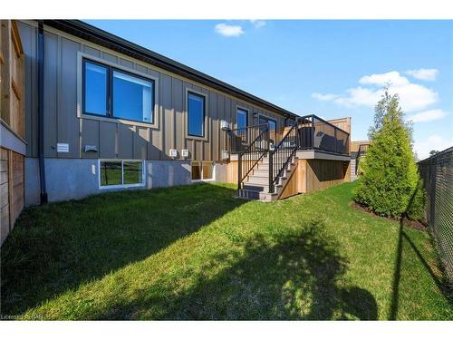 22-154 Port Robinson Road, Fonthill, ON - Outdoor
