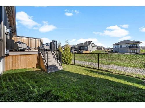 22-154 Port Robinson Road, Fonthill, ON - Outdoor