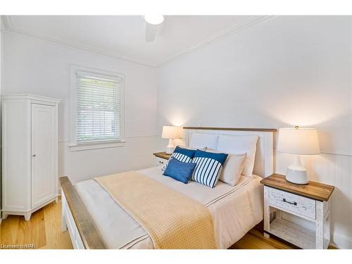 3375 North Shore Drive, Ridgeway, ON - Indoor Photo Showing Bedroom