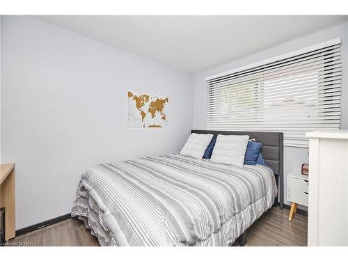9 Greemore Court, St. Catharines, ON - Indoor Photo Showing Bedroom