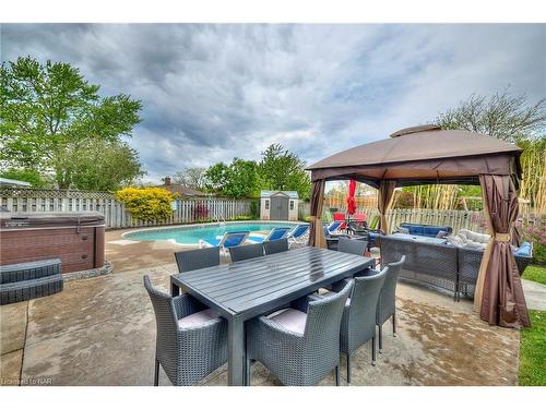 9 Greemore Court, St. Catharines, ON - Outdoor With Deck Patio Veranda With Backyard
