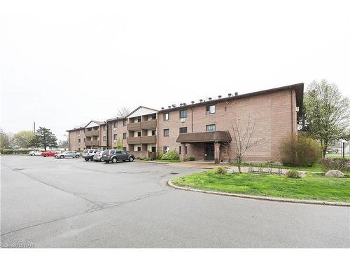 210-72 Main Street E, Port Colborne, ON - Outdoor With Facade