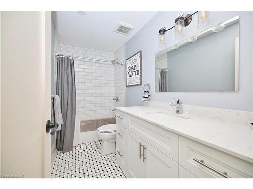 1171 Mcnab Road, Niagara-On-The-Lake, ON - Indoor Photo Showing Bathroom