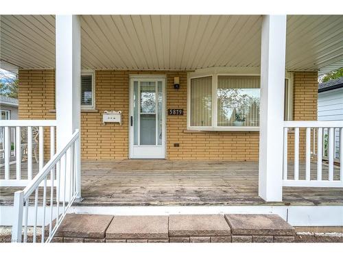 5879 Swayze Drive, Niagara Falls, ON - Outdoor With Deck Patio Veranda With Exterior