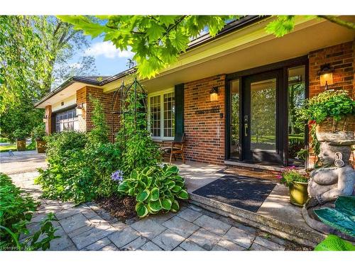 305 John Street, Niagara-On-The-Lake, ON - Outdoor With Deck Patio Veranda