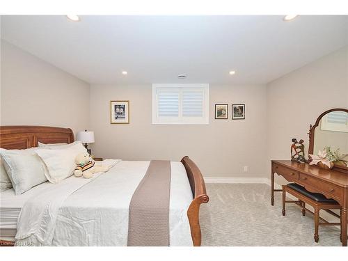 3511 Trillium Crescent, Ridgeway, ON - Indoor Photo Showing Bedroom