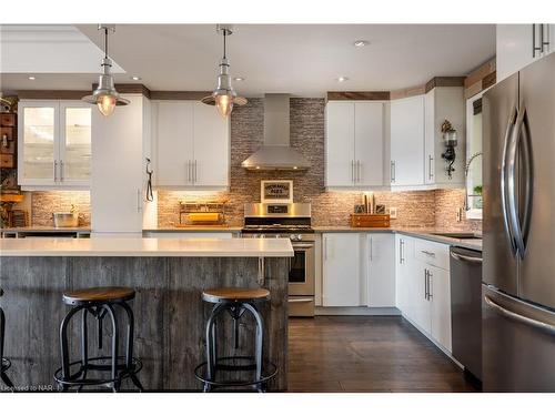 46 Firelane 6 Road, Niagara-On-The-Lake, ON - Indoor Photo Showing Kitchen With Stainless Steel Kitchen With Upgraded Kitchen