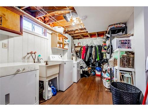 23 Moffatt Street, St. Catharines, ON - Indoor Photo Showing Laundry Room