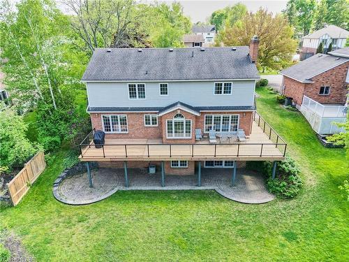 7 Leslie Place, Fonthill, ON - Outdoor With Deck Patio Veranda
