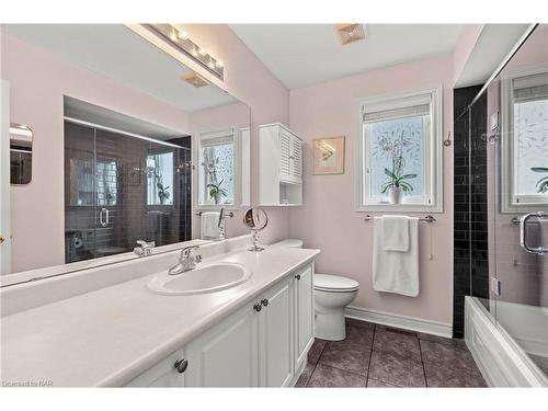 61 Niagara On The Green Boulevard, Niagara-On-The-Lake, ON - Indoor Photo Showing Bathroom