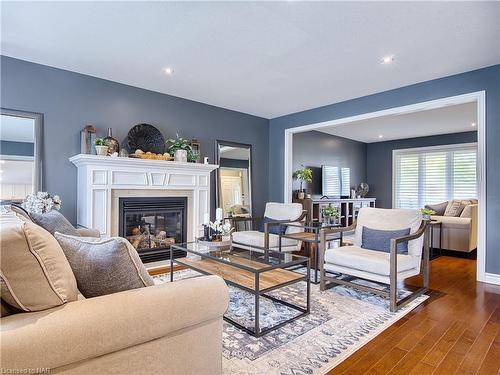 29 Fredonia Crescent, St. Catharines, ON - Indoor Photo Showing Living Room With Fireplace