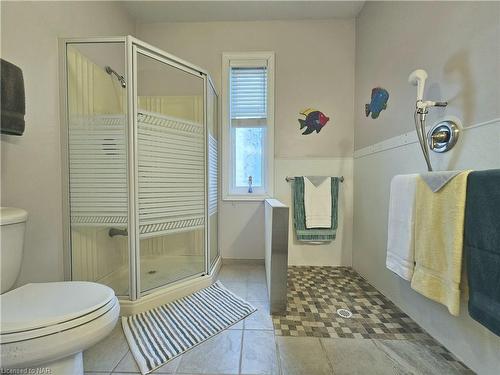 258 Alexandra Street, Port Colborne, ON - Indoor Photo Showing Bathroom