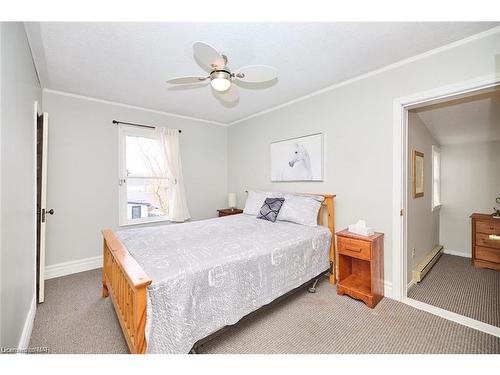 91 Elgin Street, Port Colborne, ON - Indoor Photo Showing Bedroom