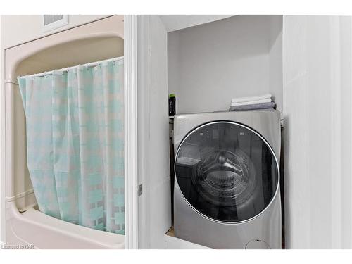 4145 Rebstock Road, Crystal Beach, ON - Indoor Photo Showing Laundry Room