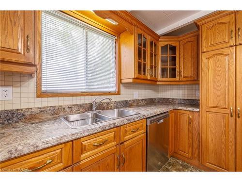 148 Wellington Street, Port Colborne, ON - Indoor Photo Showing Kitchen With Double Sink