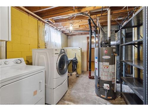 19 Ferguson Avenue, Fort Erie, ON - Indoor Photo Showing Laundry Room