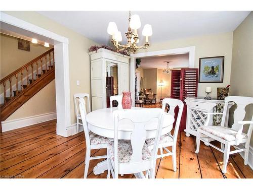 24 Gertrude Street, St. Catharines, ON - Indoor Photo Showing Dining Room