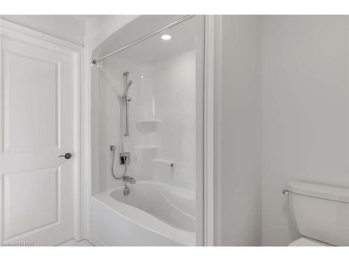 Lot 7 Anchor Road, Allanburg, ON - Indoor Photo Showing Bathroom
