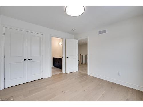 Lot 9 Anchor Road, Thorold, ON - Indoor Photo Showing Bathroom