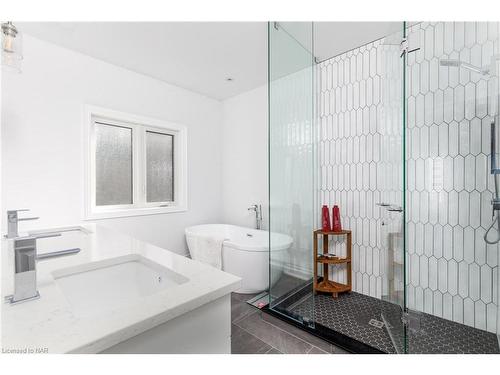Lot 3 Anchor Road, Thorold, ON - Indoor Photo Showing Bathroom
