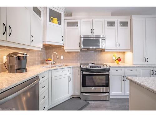 202-379 Scott Street, St. Catharines, ON - Indoor Photo Showing Kitchen With Double Sink With Upgraded Kitchen