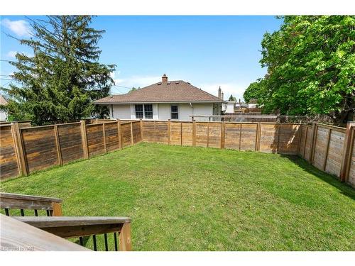 10 Leeson Street, St. Catharines, ON - Outdoor With Backyard