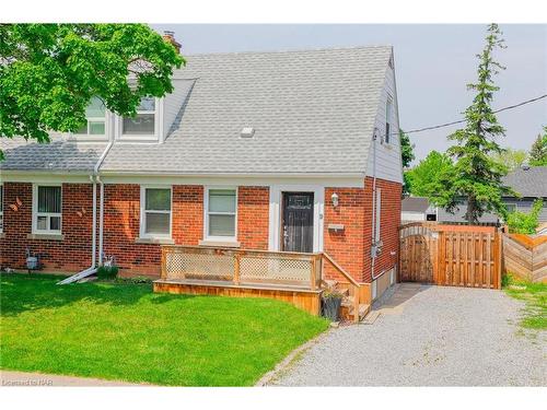 9 Beard Place, St. Catharines, ON - Outdoor With Deck Patio Veranda