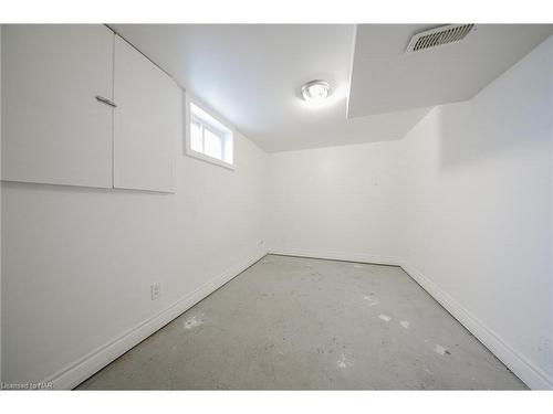 9 Beard Place, St. Catharines, ON - Indoor Photo Showing Other Room