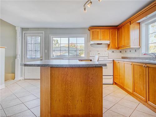 11 Hazel Street, St. Catharines, ON - Indoor Photo Showing Kitchen With Double Sink