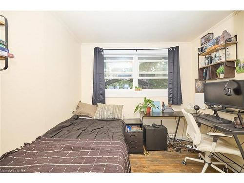 464 Gorham Road, Ridgeway, ON - Indoor Photo Showing Bedroom