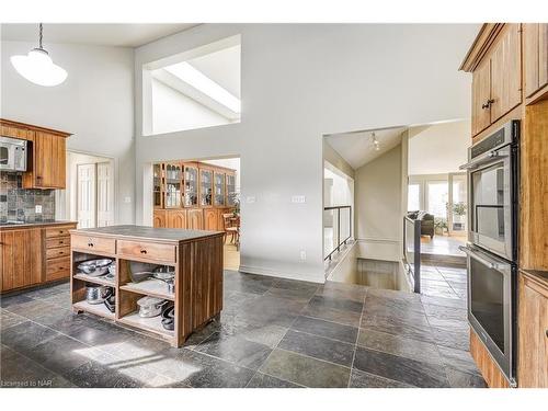 50672 Green Road S, Wainfleet, ON - Indoor Photo Showing Kitchen