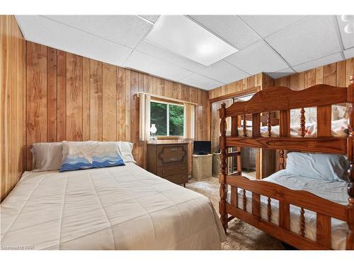 354 Forestview Road, Hastings Highlands, ON - Indoor Photo Showing Bedroom
