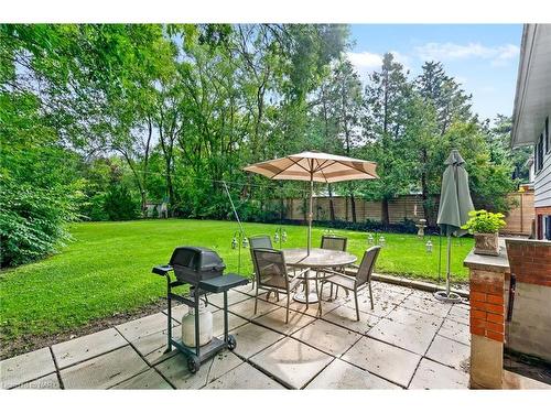 225 Anne Street, Niagara-On-The-Lake, ON - Outdoor With Backyard