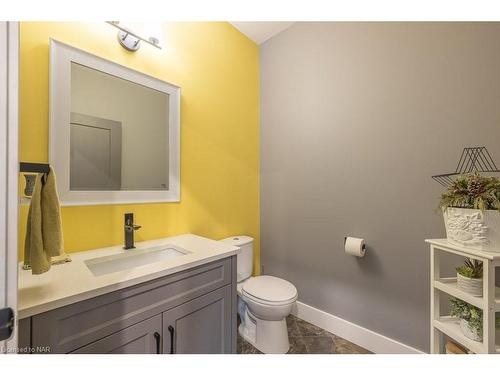 53214 Winger Road, Wainfleet, ON - Indoor Photo Showing Bathroom