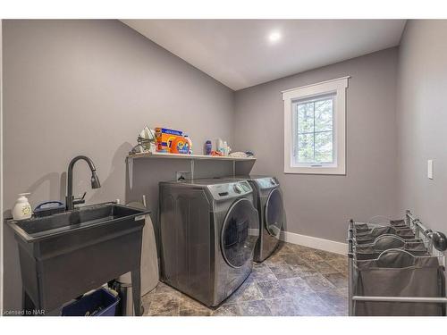 53214 Winger Road, Wainfleet, ON - Indoor Photo Showing Laundry Room