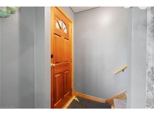 385 Hennepin Avenue, Welland, ON - Indoor Photo Showing Other Room