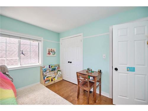 2211 Sandhill Drive, Niagara Falls, ON - Indoor Photo Showing Other Room