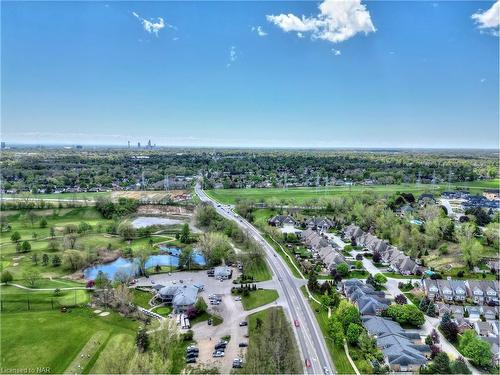 2211 Sandhill Drive, Niagara Falls, ON - Outdoor With View