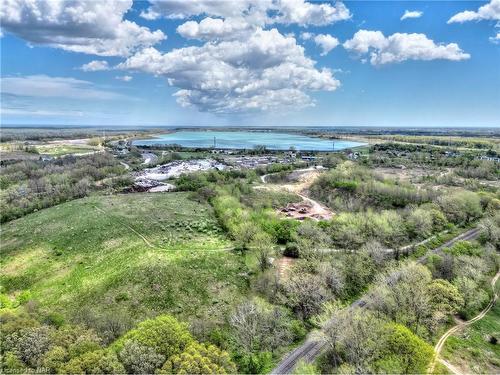 2211 Sandhill Drive, Niagara Falls, ON - Outdoor With Body Of Water With View