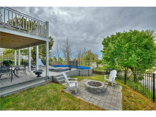 532 Ridgeway Road, Fort Erie, ON - Outdoor With Deck Patio Veranda With Backyard