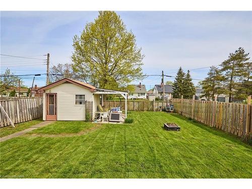 66 Rose Avenue, Thorold, ON - Outdoor With Backyard