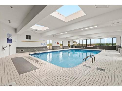 407-7 Gale Crescent, St. Catharines, ON - Indoor Photo Showing Other Room With In Ground Pool