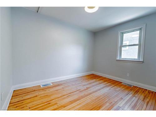 575 Steele Street, Port Colborne, ON - Indoor Photo Showing Other Room