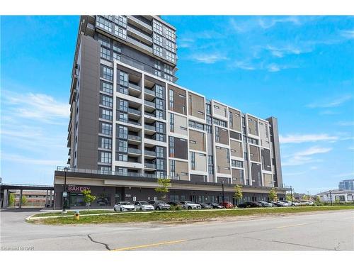 1005-550 North Service Road, Grimsby, ON - Outdoor With Balcony With Facade