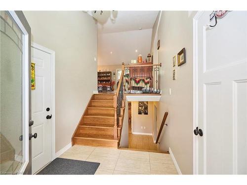 3660 Brunswick Avenue, Ridgeway, ON - Indoor Photo Showing Other Room