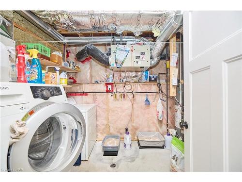 3660 Brunswick Avenue, Ridgeway, ON - Indoor Photo Showing Laundry Room