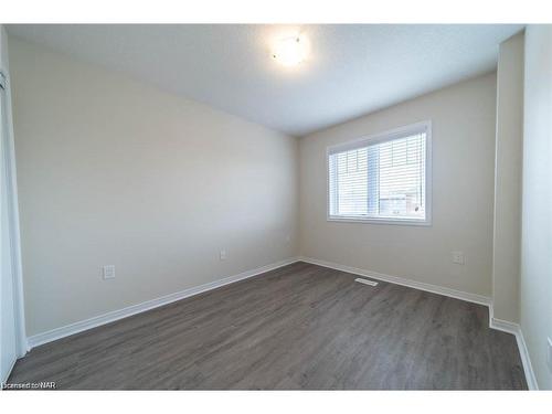 258 Esther Crescent, Thorold, ON - Indoor Photo Showing Other Room