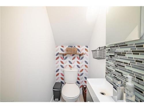 972 Silver Bay Road, Port Colborne, ON - Indoor Photo Showing Bathroom